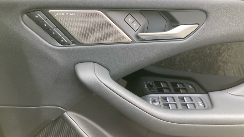 Jaguar I-Pace 294kW EV400 Black 90kWh 5dr Auto [11kW Charger] Electric Estate